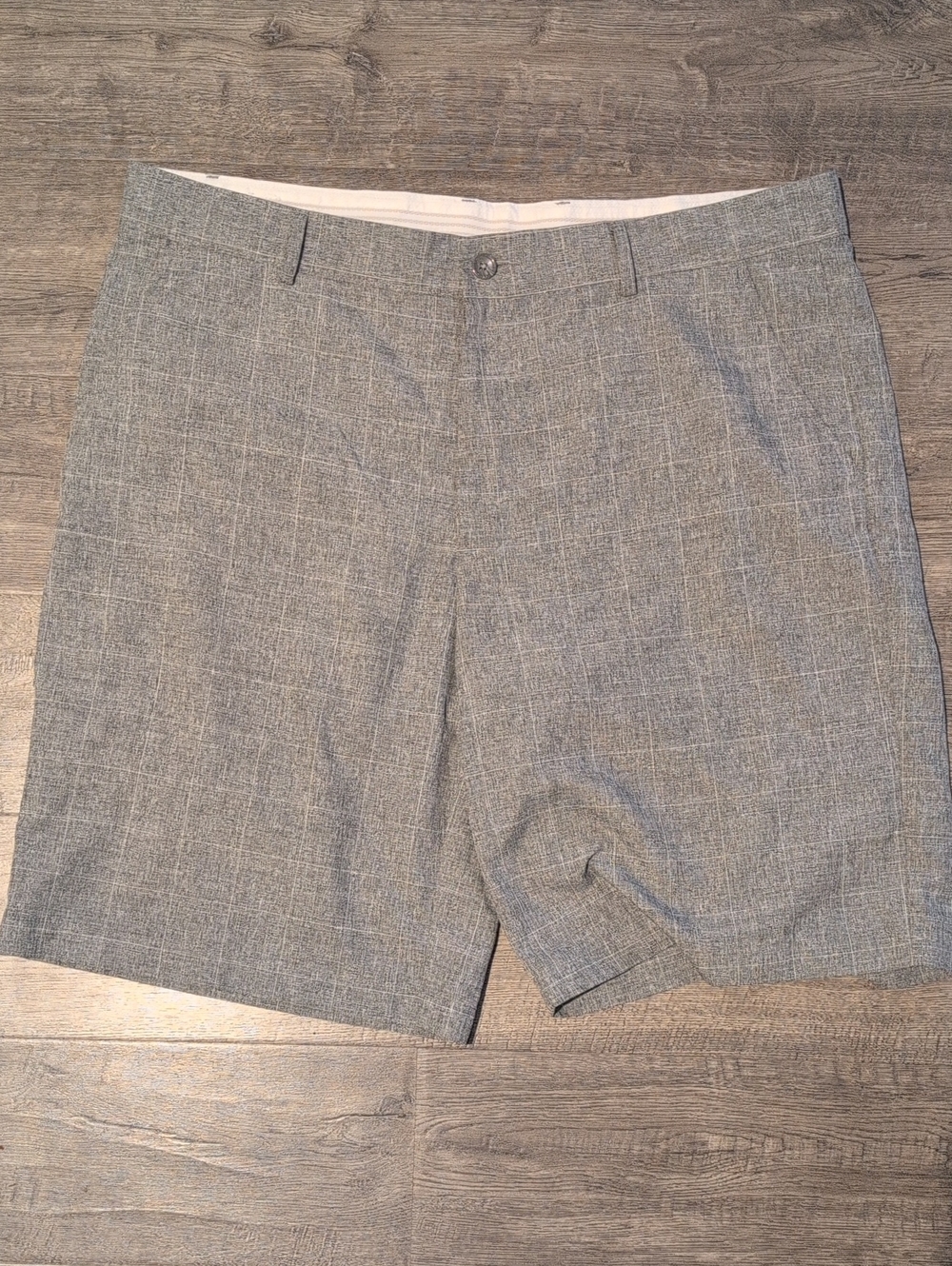 Greg Norman Collection Gray Plaid Flat Front Shorts